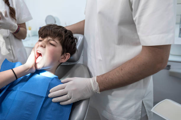  Sandoval, IL Emergency Dentist Pros