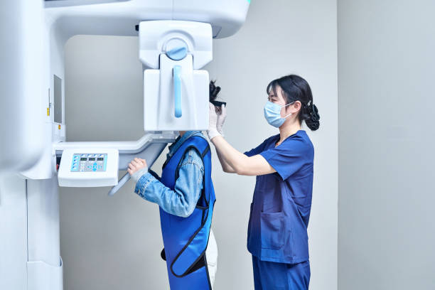 Best Orthodontic Emergency Dentist in Sandoval, IL